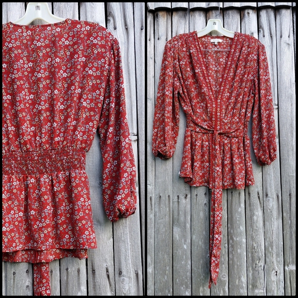 Max Studio Tops - Max Studio flowy red geometric tiny print wrap sash shirt V neckline Womens M